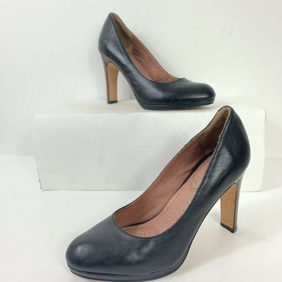 Corso Como Black Leather Heels Pumps Wms Sz 6.5M - Picture 1 of 8